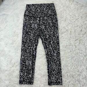 Lululemon Align Crop *21" Chirasu Black